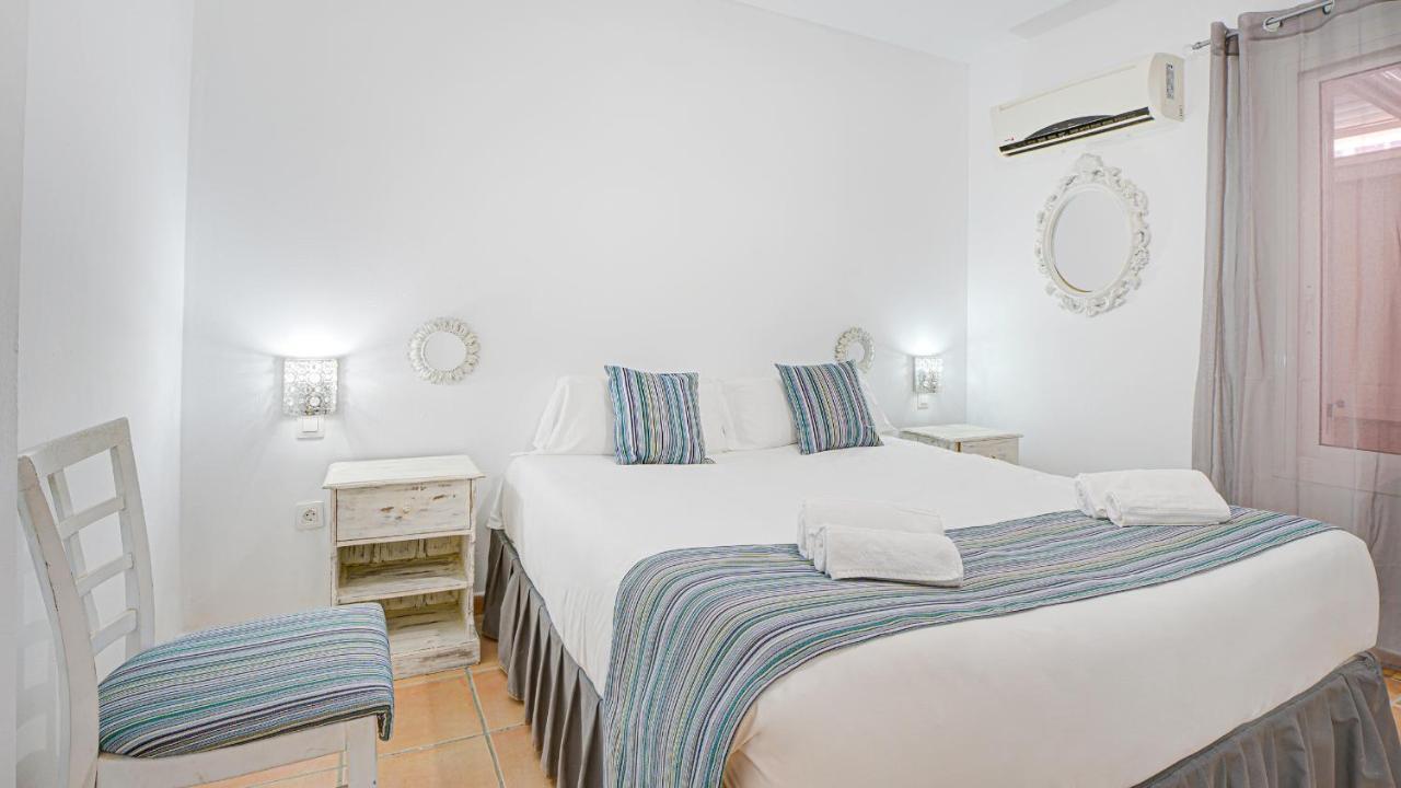 Villa Maday คอร์ราเลโฮ ภายนอก รูปภาพ